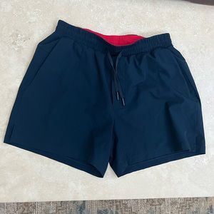 Lululemon channel cross swim short 5”. Size M